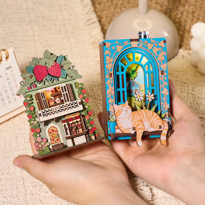 Magnetic Dollhouse Set
